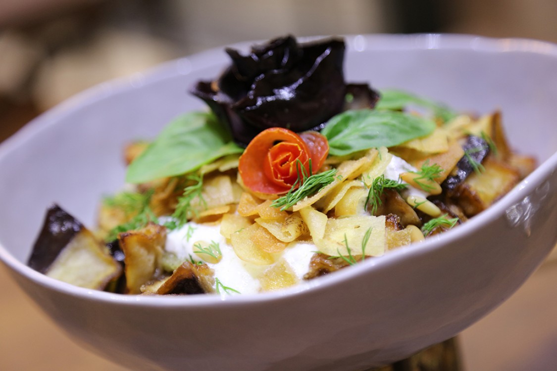 سلطة البطاطس والباذنجان بالفيديو