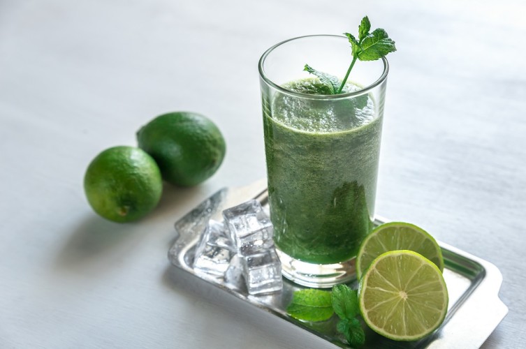 عصير البقدونس