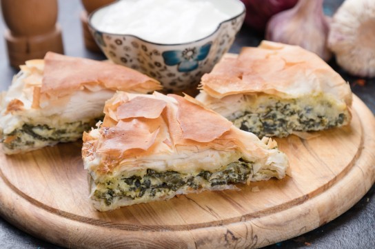 فطيرة السبانخ بالجبن