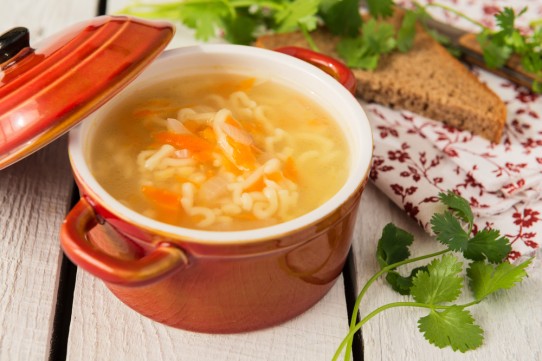 شوربة دجاج