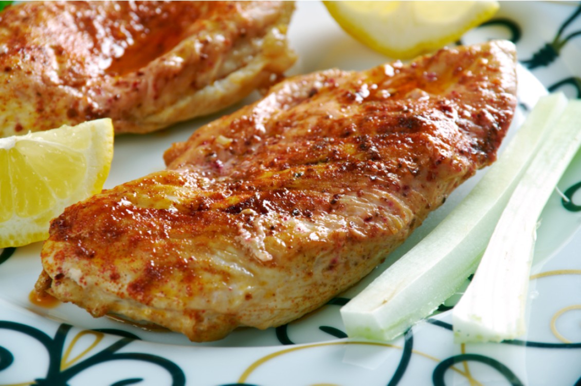 دجاج مشوي بالتتبيلة الحارة