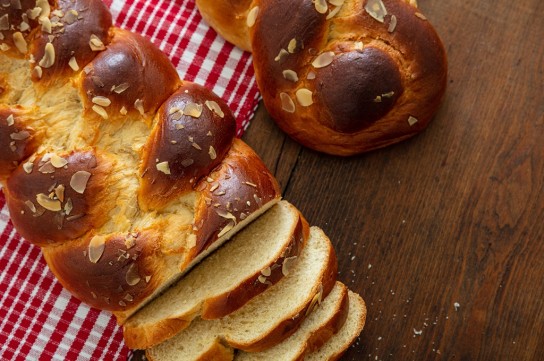 خبز البريوش