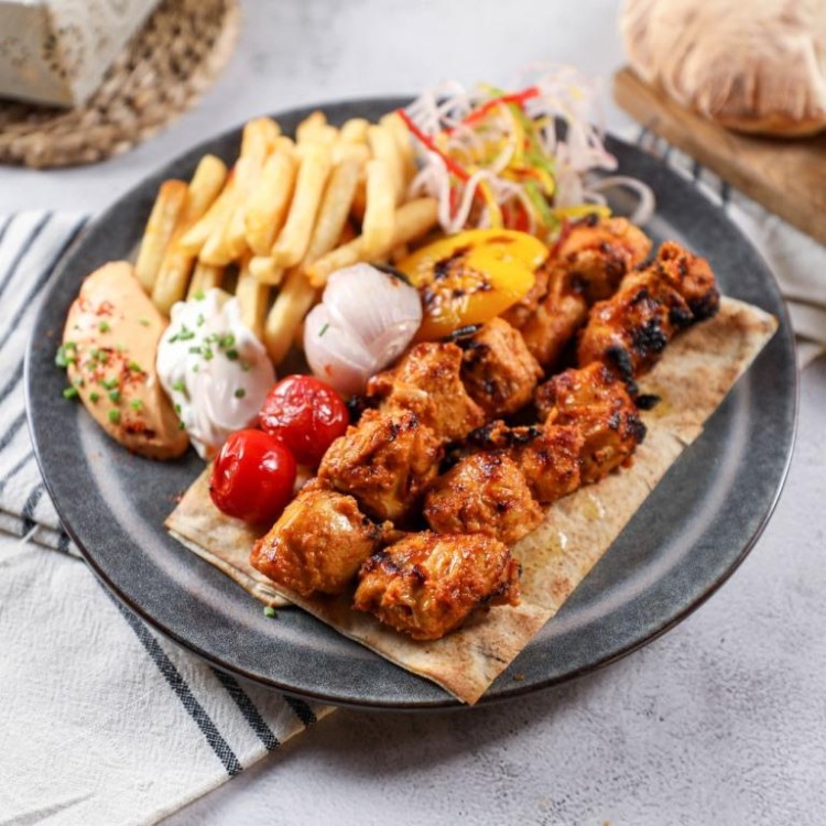 ساندويش شيش طاووق