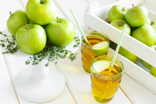 عصير التفاح الأخضر الصحي