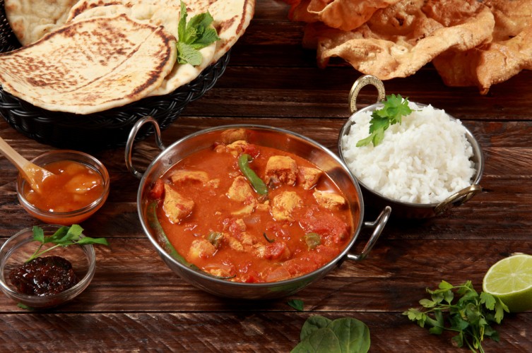 دجاج هندي بالصوص الحار