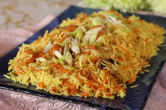 الأرز المقلي بالدجاج بالفيديو