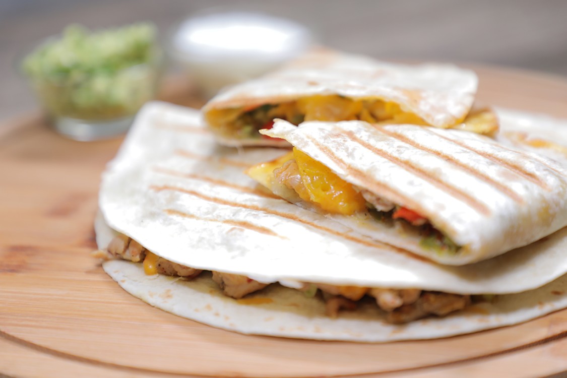 كاساديا الدجاج بالفيديو