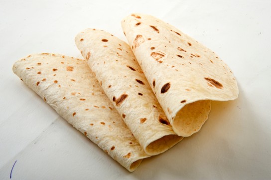 خبز الكيتو بدقيق اللوز
