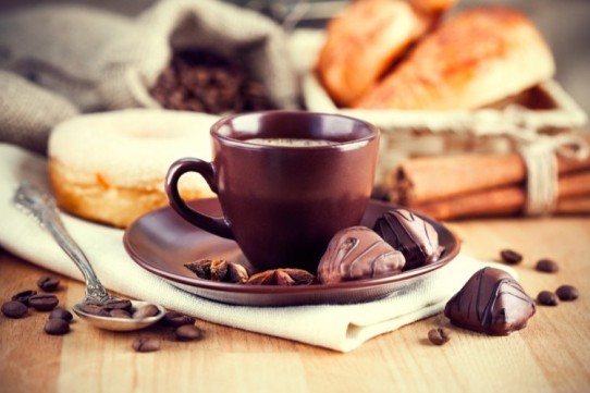 مشروبات ساخنة لضيافة رمضانية طيبة ولذيذة