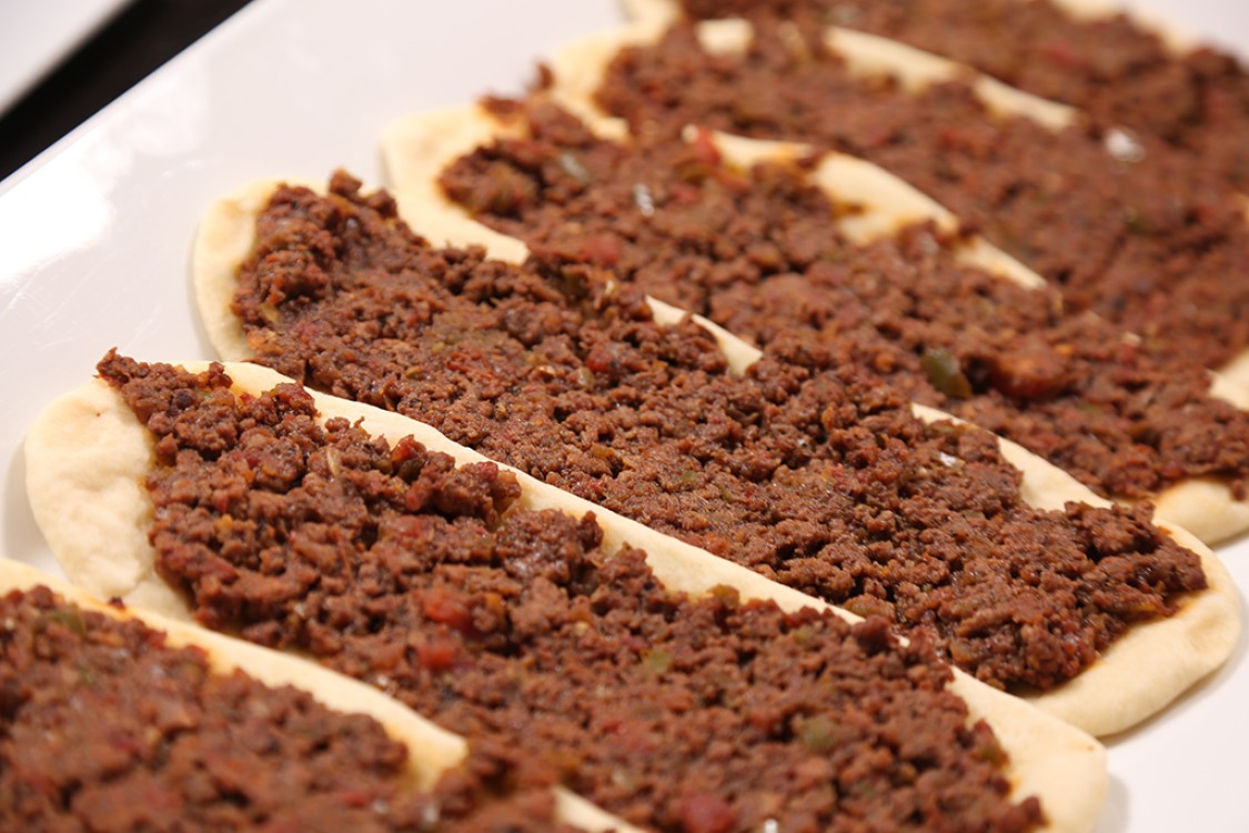 عجينة الصفيحة الأرمنية بالفيديو