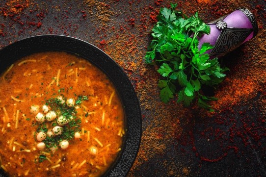 شوربة الحريرة بالحمص المغربية
