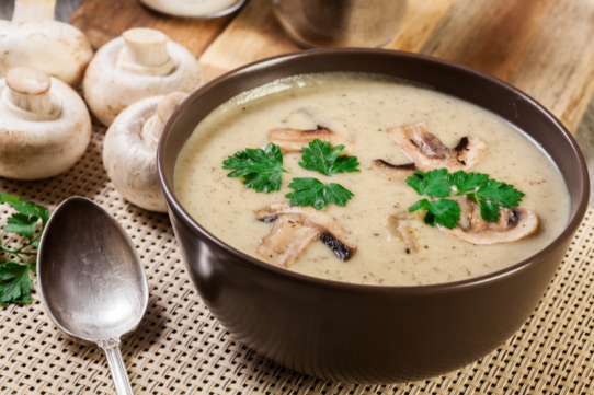 طرق عمل شوربة الفطر بطعم لا يُقاوم