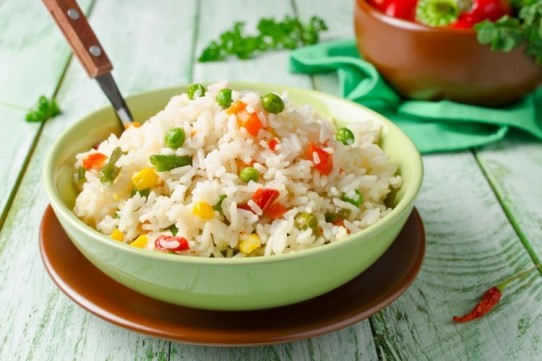 طبخات الأرز مع الخضار بالفيديو والصور