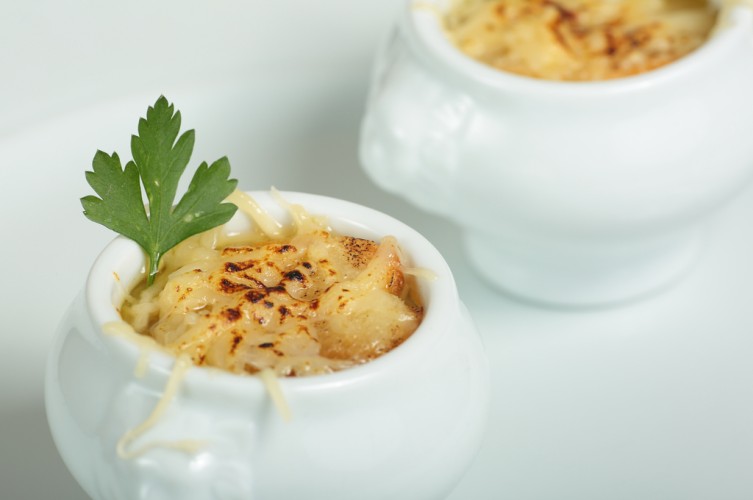 شوربة البصل الخفيفة