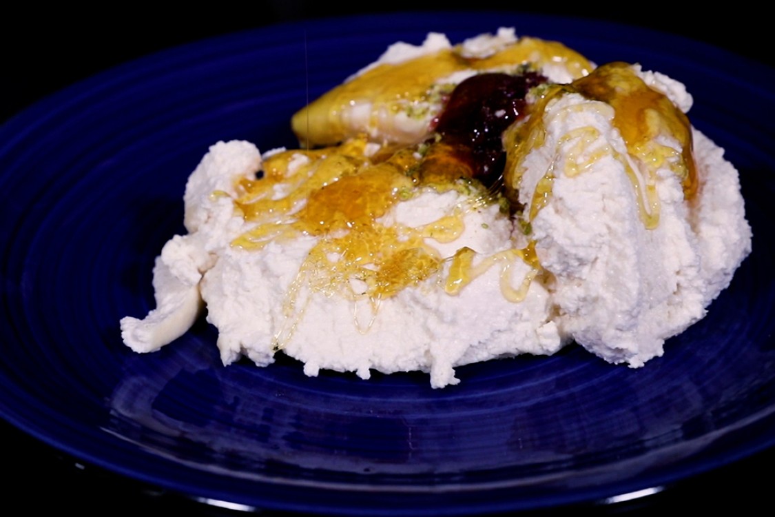 قشطة بلدية مثل المطاعم بالفيديو