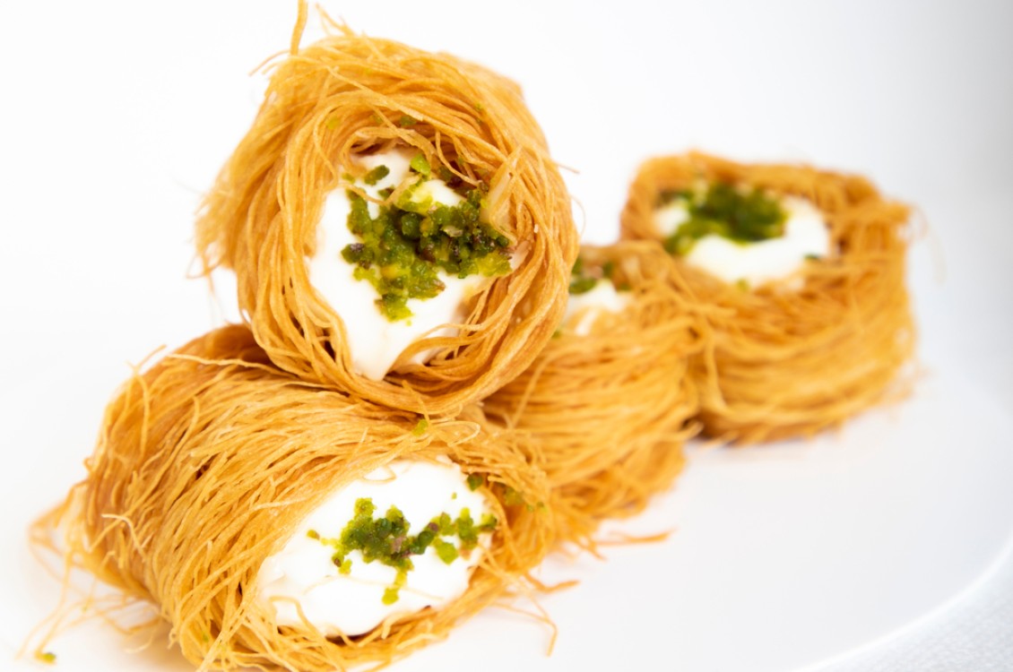 أصابع البقلاوة بالقشطة الشهية