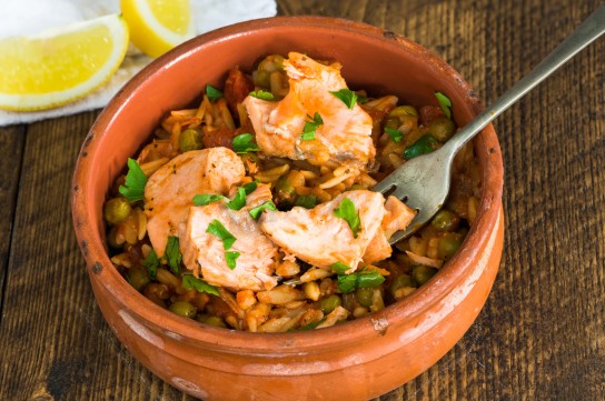 طاجن لسان العصفور بالدجاج
