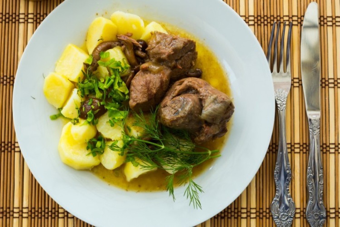 طبخات يخنة بالخضار المنوعة