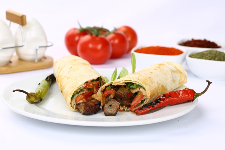 سندويش الكبدة بالطماطم