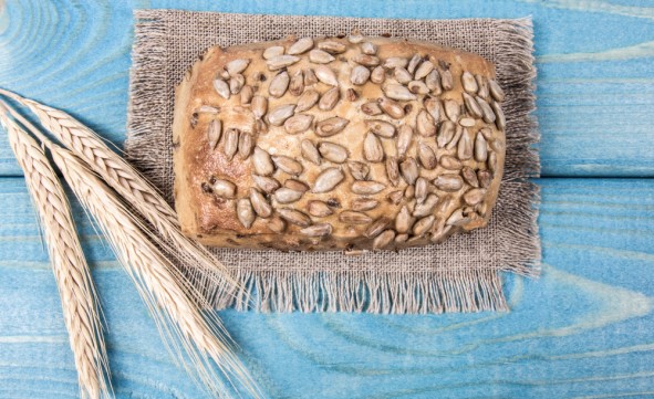 خبز بذور عباد الشمس
