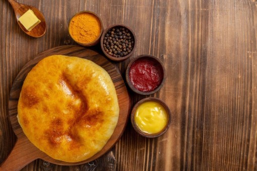 خبز الباتورا الهندي