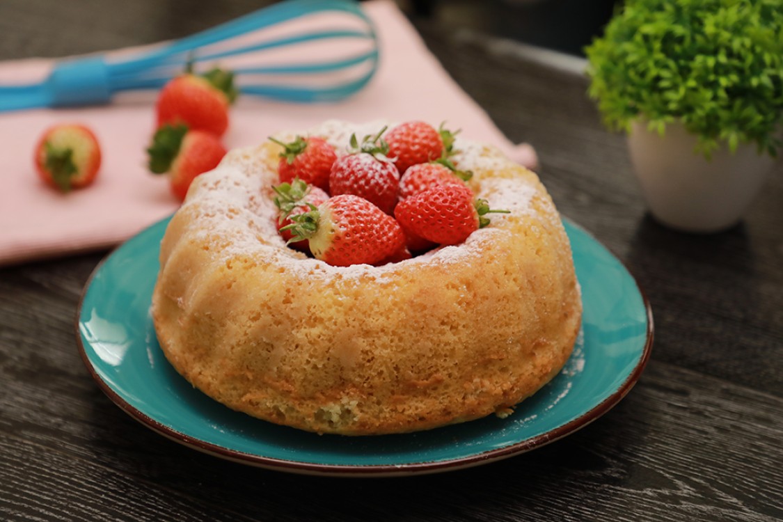 كيكة الزبادي الهشة بالفيديو