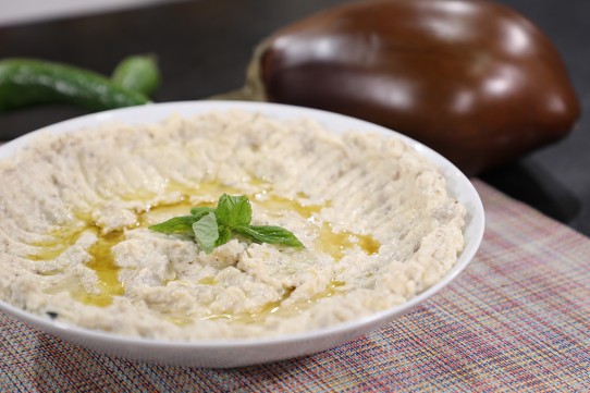 متبل باذنجان بالفيديو