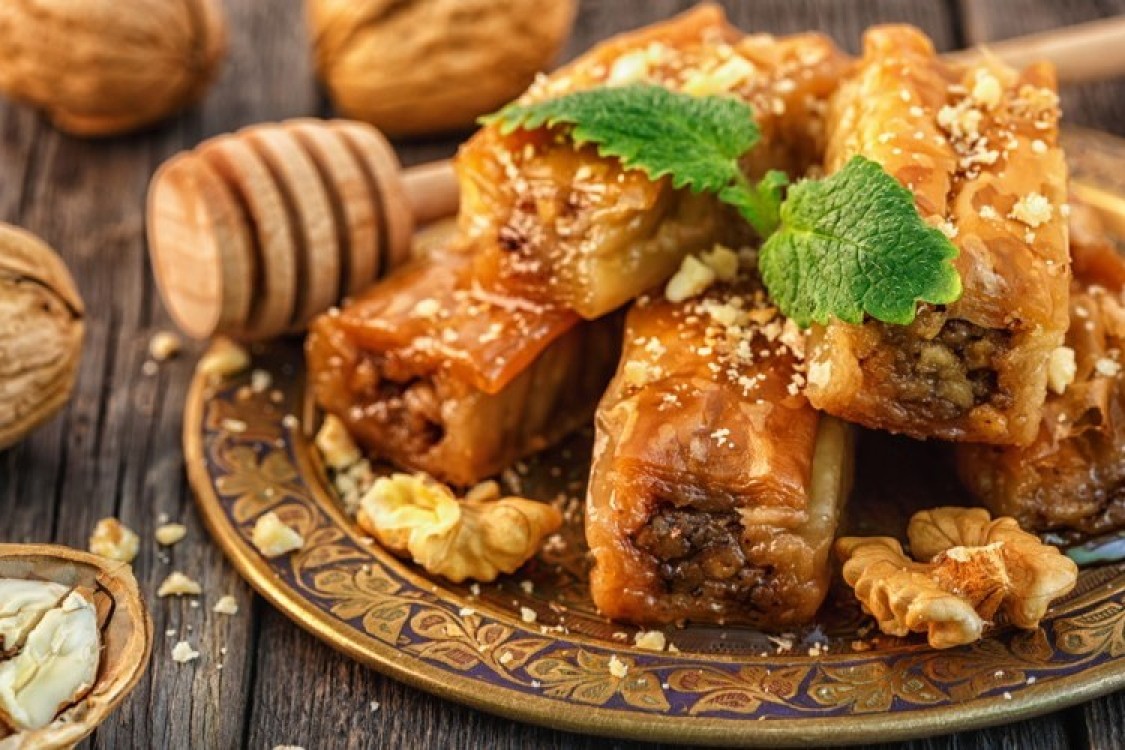 حلويات الجوز لذيذة وفاخرة