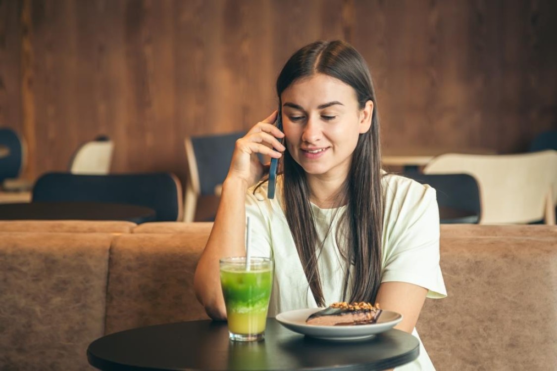 العلاقة بين الطعام والاستهلاك الرقمي!