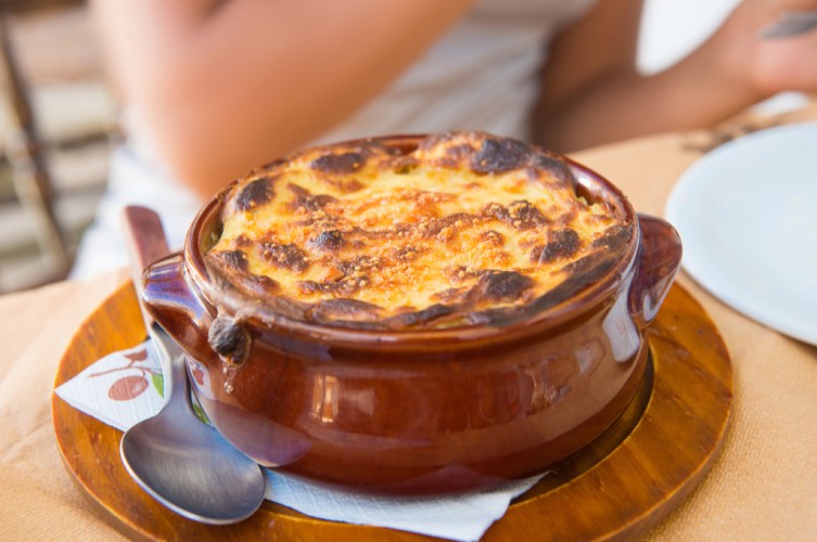 أرز باللحم والبشاميل