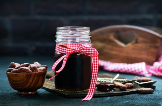 فوائد دبس التمر ووصفات مميزة لاستخدامه