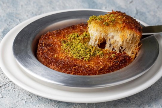 كنافة بالجبنة المنوعة