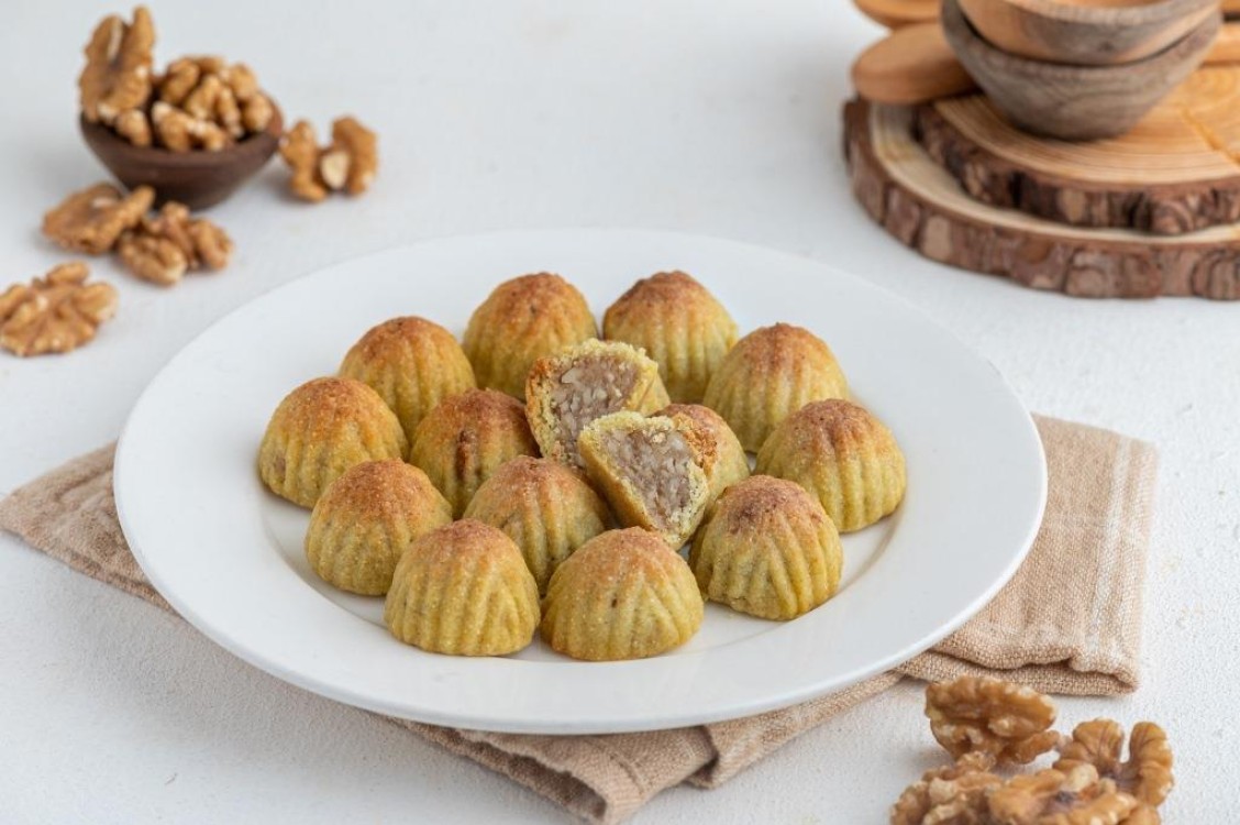 معمول بالجوز لضيافة العيد