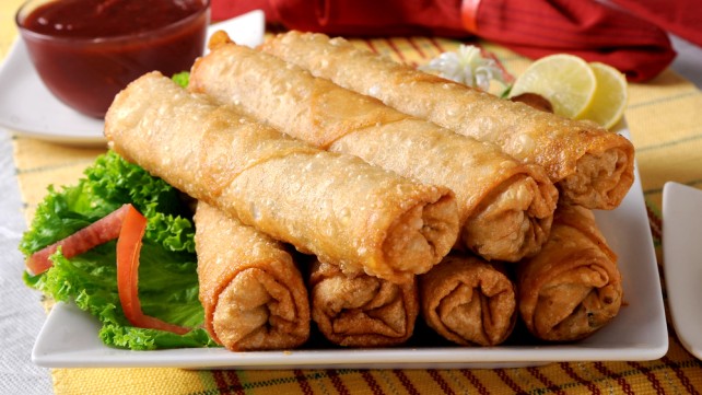 سمبوسة رولات بالخضار