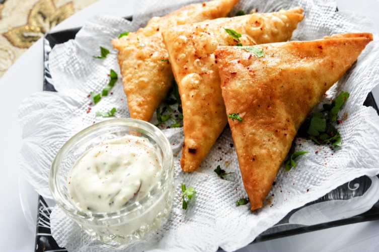 سمبوسة بالسبانخ