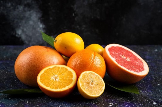 أبرز الفاكهة الحمضية انتشاراً في الشتاء