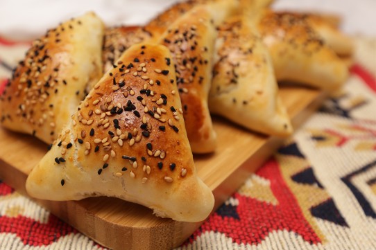 فطائر السبانخ السهلة بالفيديو
