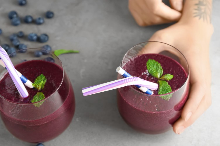 عصير الشمندر بالبلوبيري